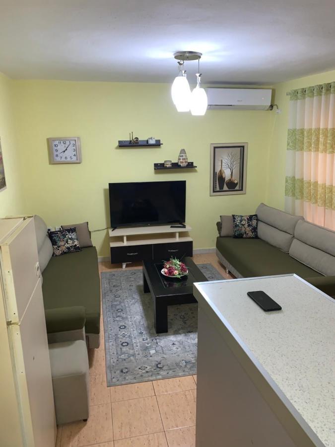 Apartment In The Heart Of Tirana Kültér fotó